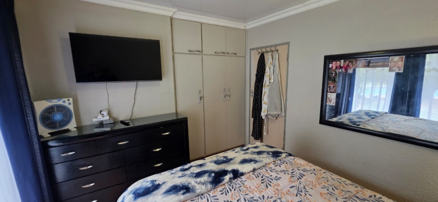 3 Bedroom Property for Sale in Flimieda North West